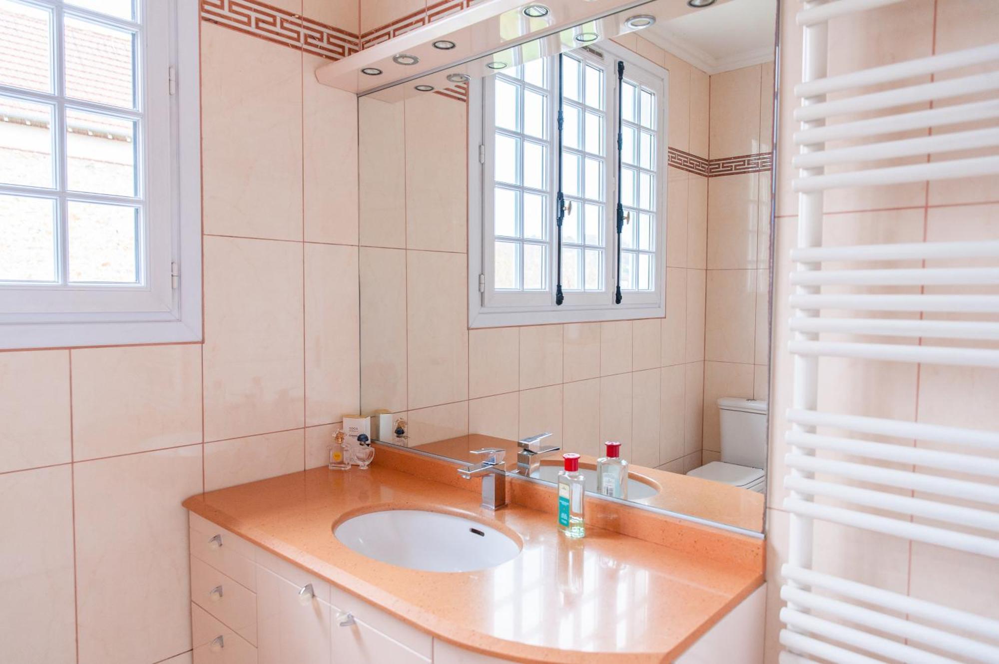 Chambre chez l'habitant Orsay Esterno foto